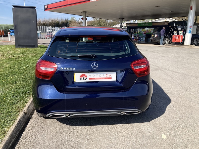 Mercedes-Benz 2.1 A200d Sport Hatchback 5dr Diesel Manual Euro 6 (s/s) (136 ps)