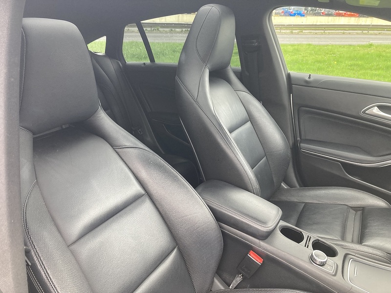 Mercedes-Benz 2.1 CLA220d Sport Shooting Brake 5dr Diesel 7G-DCT Euro 6 (s/s) (177 ps)