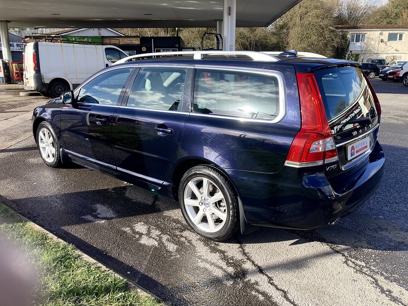 Volvo 2.0 D4 SE Lux Estate 5dr Diesel Auto Euro 6 (s/s) (181 ps)