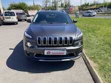 Jeep 2.0 CRD Limited SUV 5dr Diesel Auto 4WD Euro 5 (s/s) (170 ps)