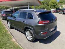 Jeep 2.0 CRD Limited SUV 5dr Diesel Auto 4WD Euro 5 (s/s) (170 ps)