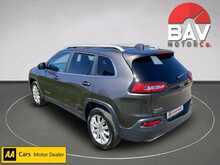 Jeep 2.0 CRD Limited SUV 5dr Diesel Auto 4WD Euro 5 (s/s) (170 ps)