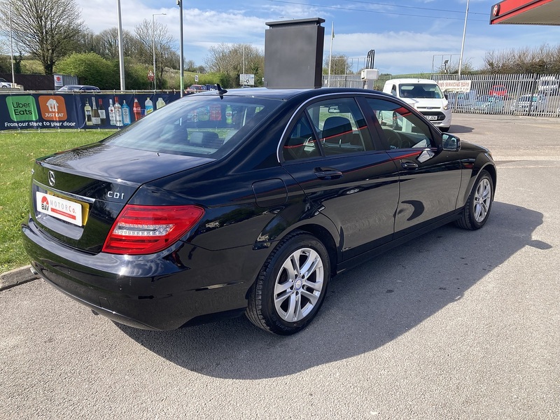 Mercedes-Benz 2.1 C220 CDI Executive SE Saloon 4dr Diesel G-Tronic+ Euro 5 (s/s) (170 ps)