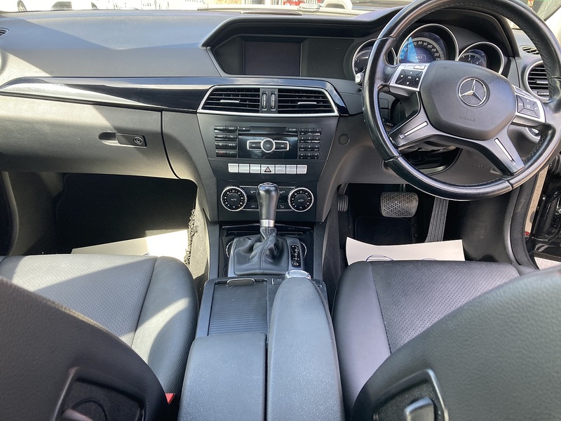 Mercedes-Benz 2.1 C220 CDI Executive SE Saloon 4dr Diesel G-Tronic+ Euro 5 (s/s) (170 ps)