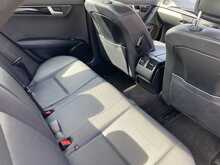 Mercedes-Benz 2.1 C220 CDI Executive SE Saloon 4dr Diesel G-Tronic+ Euro 5 (s/s) (170 ps)