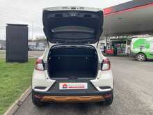 Renault 1.5 Blue dCi S Edition SUV 5dr Diesel Manual Euro 6 (s/s) (115 ps)