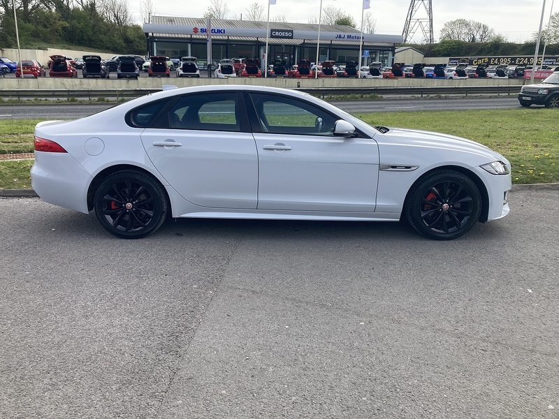 Jaguar 2.0d R-Sport Saloon 4dr Diesel Auto Euro 6 (s/s) (180 ps)