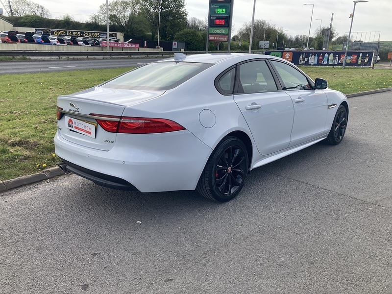 Jaguar 2.0d R-Sport Saloon 4dr Diesel Auto Euro 6 (s/s) (180 ps)