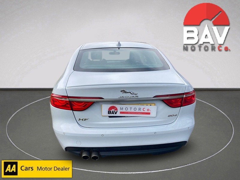 Jaguar 2.0d R-Sport Saloon 4dr Diesel Auto Euro 6 (s/s) (180 ps)