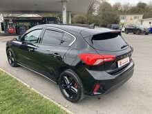 Ford 1.0T EcoBoost Titanium Hatchback 5dr Petrol Manual Euro 6 (s/s) (125 ps)