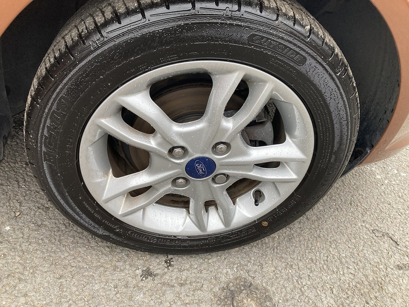 Ford 1.0T EcoBoost Zetec Hatchback 5dr Petrol Manual Euro 6 (s/s) (100 ps)