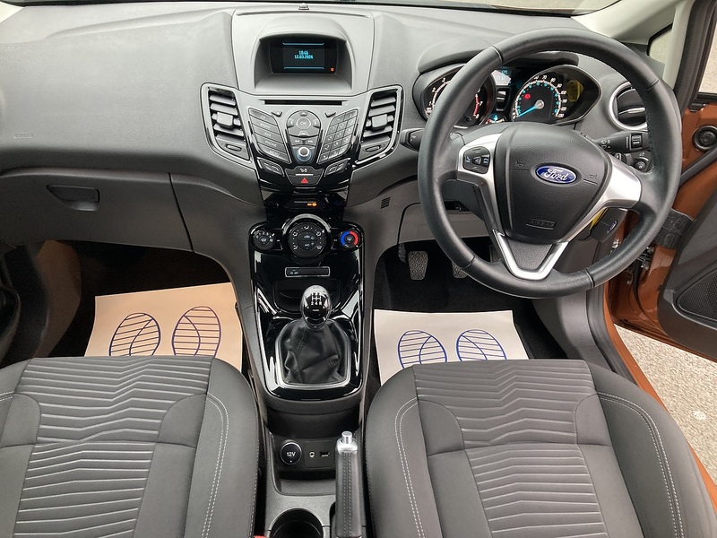 Ford 1.0T EcoBoost Zetec Hatchback 5dr Petrol Manual Euro 6 (s/s) (100 ps)