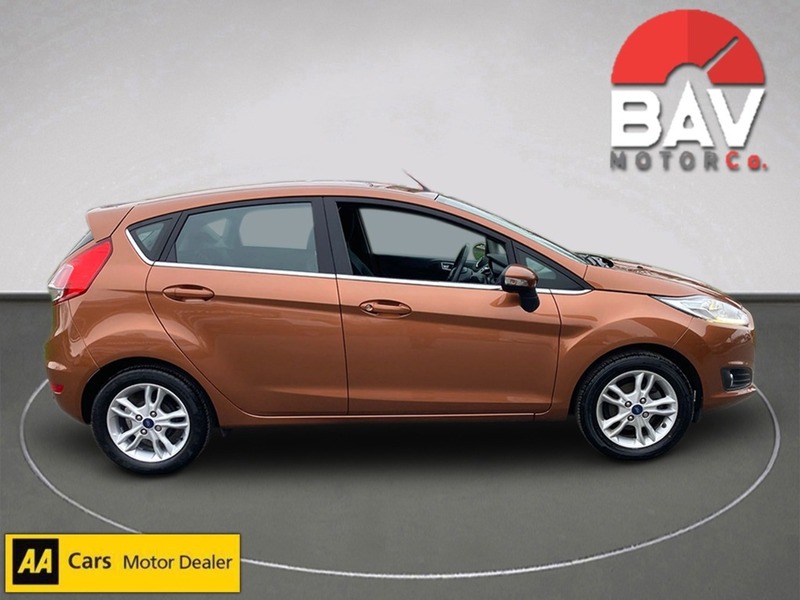 Ford 1.0T EcoBoost Zetec Hatchback 5dr Petrol Manual Euro 6 (s/s) (100 ps)