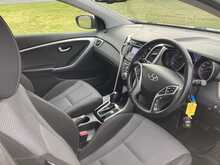 Hyundai 1.6 CRDi Blue Drive SE Hatchback 5dr Diesel DCT Euro 6 (s/s) (110 ps)