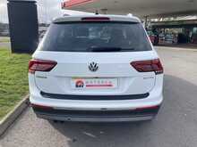 Volkswagen 2.0 TDI BlueMotion Tech SEL SUV 5dr Diesel DSG Euro 6 (s/s) (150 ps)