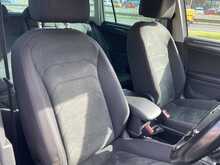 Volkswagen 2.0 TDI BlueMotion Tech SEL SUV 5dr Diesel DSG Euro 6 (s/s) (150 ps)