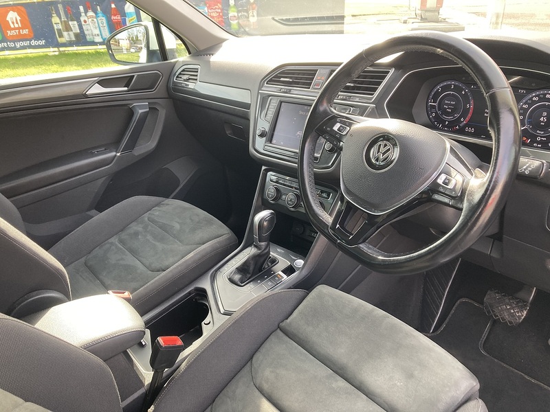 Volkswagen 2.0 TDI BlueMotion Tech SEL SUV 5dr Diesel DSG Euro 6 (s/s) (150 ps)