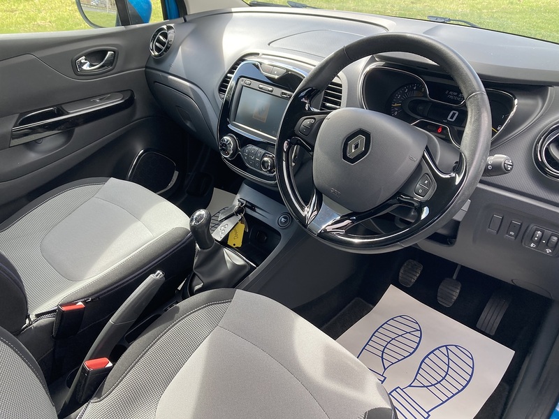 Renault 1.5 dCi ENERGY Dynamique MediaNav SUV 5dr Diesel Manual Euro 5 (s/s) (90 ps)