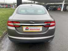 Jaguar 2.2d Luxury Saloon 4dr Diesel Auto Euro 5 (s/s) (190 ps)