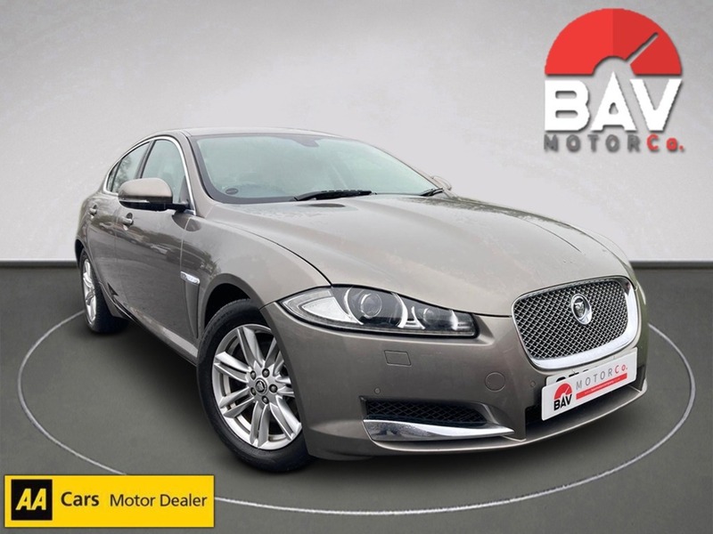 Jaguar 2.2d Luxury Saloon 4dr Diesel Auto Euro 5 (s/s) (190 ps)