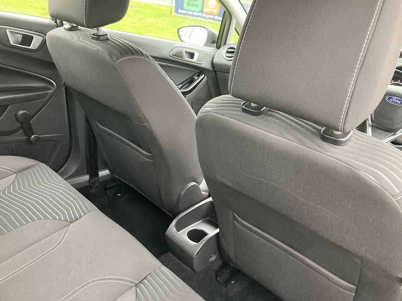 Ford 1.0T EcoBoost Zetec Hatchback 5dr Petrol Manual Euro 6 (s/s) (100 ps)