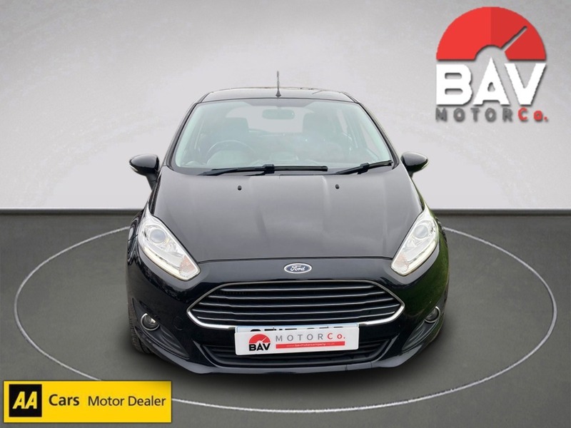 Ford 1.0T EcoBoost Zetec Hatchback 5dr Petrol Manual Euro 6 (s/s) (100 ps)