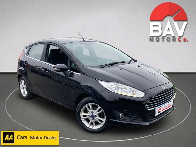 Ford 1.0T EcoBoost Zetec Hatchback 5dr Petrol Manual Euro 6 (s/s) (100 ps)