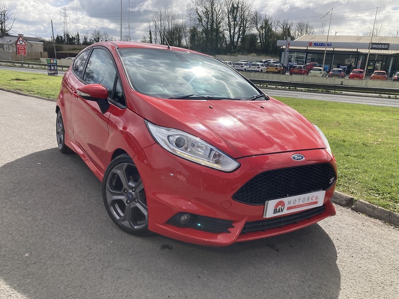 Ford 1.6T EcoBoost ST-2 Hatchback 3dr Petrol Manual Euro 5 (182 ps)