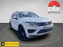Volkswagen 3.0 TDI V6 BlueMotion Tech R-Line SUV 5dr Diesel Tiptronic 4WD Euro 6 (s/s) (262 ps)