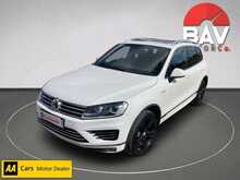 Volkswagen 3.0 TDI V6 BlueMotion Tech R-Line SUV 5dr Diesel Tiptronic 4WD Euro 6 (s/s) (262 ps)