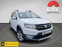 Dacia 0.9 TCe Laureate Hatchback 5dr Petrol Manual Euro 5 (90 ps)