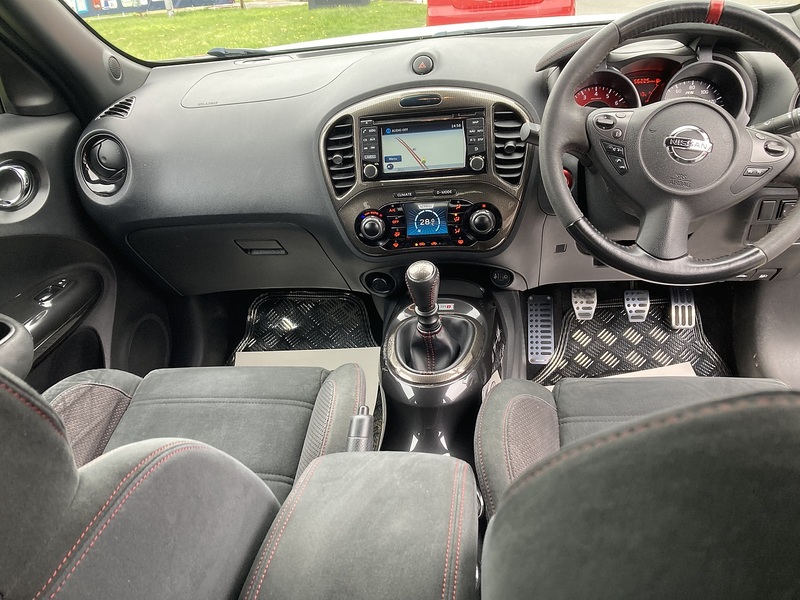 Nissan 1.6 DIG-T Nismo RS SUV 5dr Petrol Manual Euro 6 (218 ps)