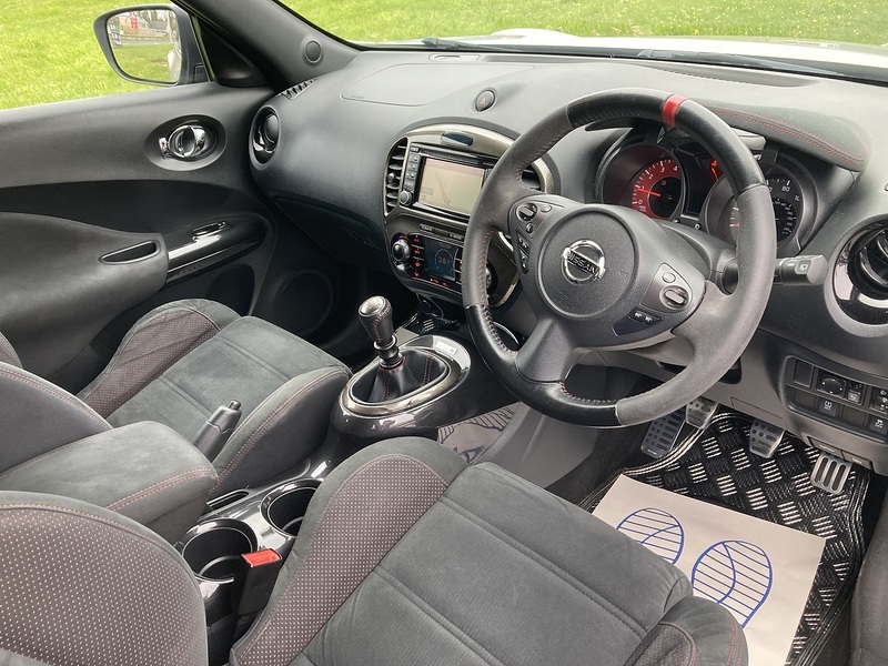 Nissan 1.6 DIG-T Nismo RS SUV 5dr Petrol Manual Euro 6 (218 ps)