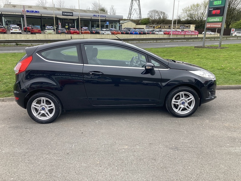 Ford 1.0 Zetec Hatchback 3dr Petrol Manual Euro 5 (s/s) (80 ps)