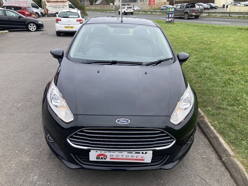 Ford 1.0 Zetec Hatchback 3dr Petrol Manual Euro 5 (s/s) (80 ps)