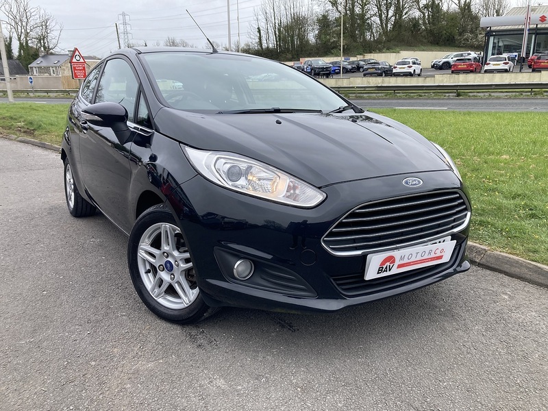 Ford 1.0 Zetec Hatchback 3dr Petrol Manual Euro 5 (s/s) (80 ps)