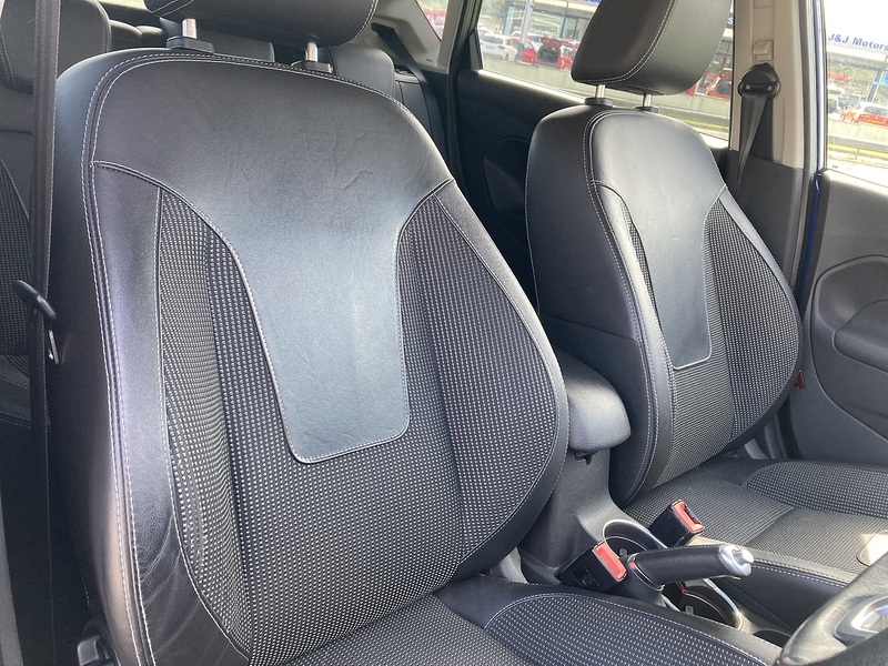 Ford 1.0T EcoBoost Titanium X Hatchback 5dr Petrol Manual Euro 6 (s/s) (125 ps)