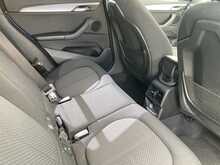 BMW 2.0 18d SE SUV 5dr Diesel Auto sDrive Euro 6 (s/s) (150 ps)