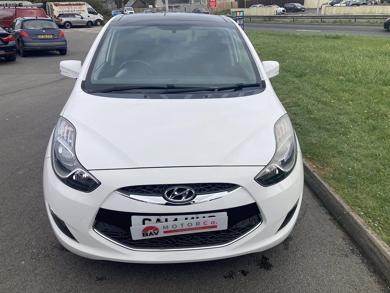 Hyundai 1.4 Style Hatchback 5dr Petrol Manual Euro 5 (90 bhp)