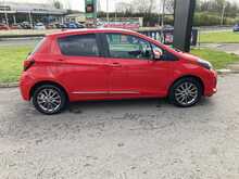 Toyota 1.33 Dual VVT-i Icon Hatchback 5dr Petrol Manual Euro 6 (99 ps)