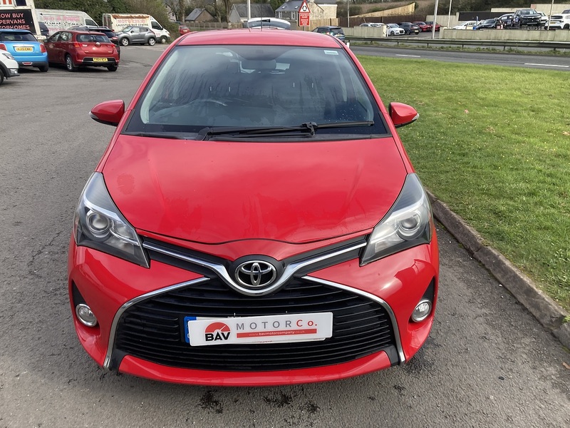 Toyota 1.33 Dual VVT-i Icon Hatchback 5dr Petrol Manual Euro 6 (99 ps)