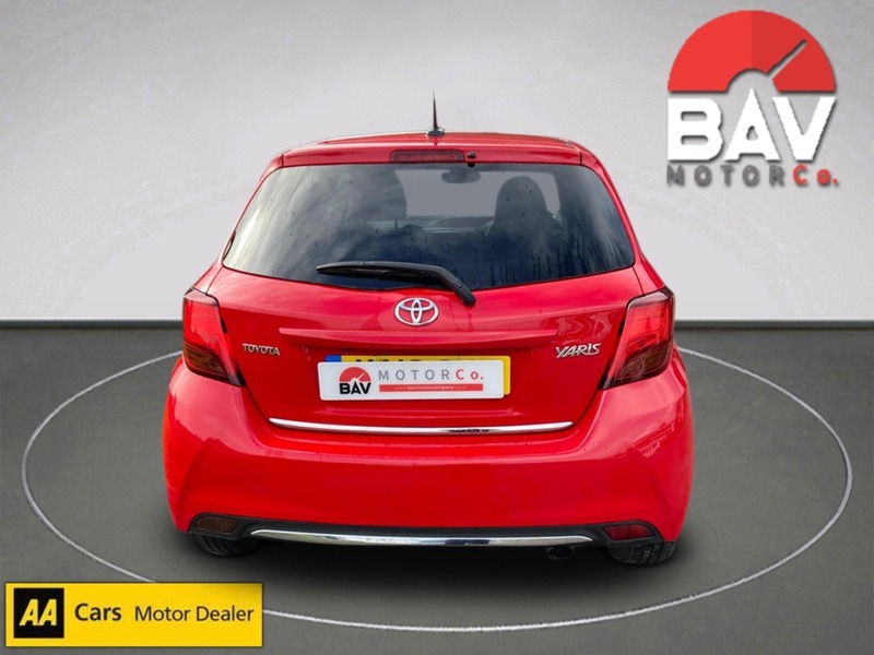 Toyota 1.33 Dual VVT-i Icon Hatchback 5dr Petrol Manual Euro 6 (99 ps)