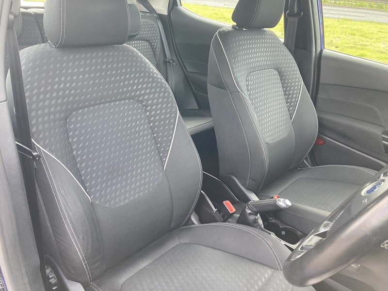 Ford 1.0T EcoBoost Zetec Hatchback 5dr Petrol Manual Euro 6 (s/s) (100 ps)