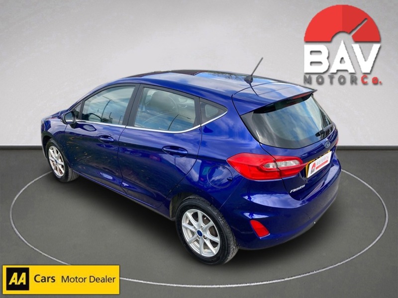 Ford 1.0T EcoBoost Zetec Hatchback 5dr Petrol Manual Euro 6 (s/s) (100 ps)