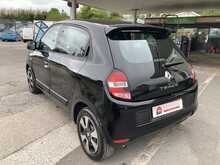 Renault 1.0 SCe Play Hatchback 5dr Petrol Manual Euro 6 (70 ps)