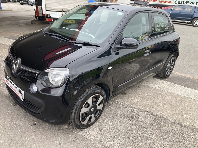 Renault 1.0 SCe Play Hatchback 5dr Petrol Manual Euro 6 (70 ps)