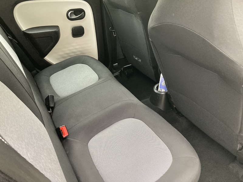 Renault 1.0 SCe Play Hatchback 5dr Petrol Manual Euro 6 (70 ps)