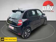 Renault 1.0 SCe Play Hatchback 5dr Petrol Manual Euro 6 (70 ps)