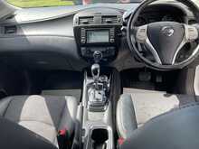 Nissan 1.2 DIG-T N-Connecta Hatchback 5dr Petrol XTRON Euro 6 (s/s) (115 ps)