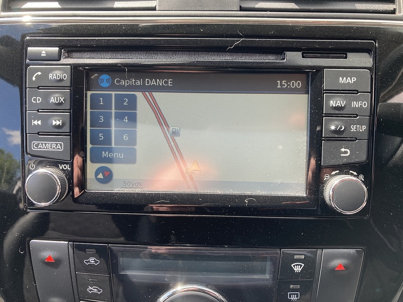Nissan 1.2 DIG-T N-Connecta Hatchback 5dr Petrol XTRON Euro 6 (s/s) (115 ps)